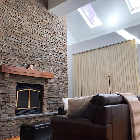 Full Loft-Style Apartment Near Omni Ню Хейвън Екстериор снимка
